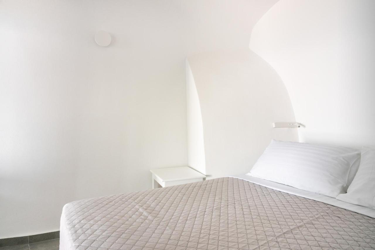 Oia Cave Loft Apartment Екстериор снимка